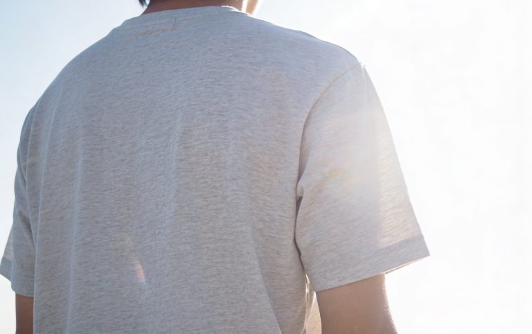 Bahan Kaos Cotton Carded yang Nyaman Dipakai