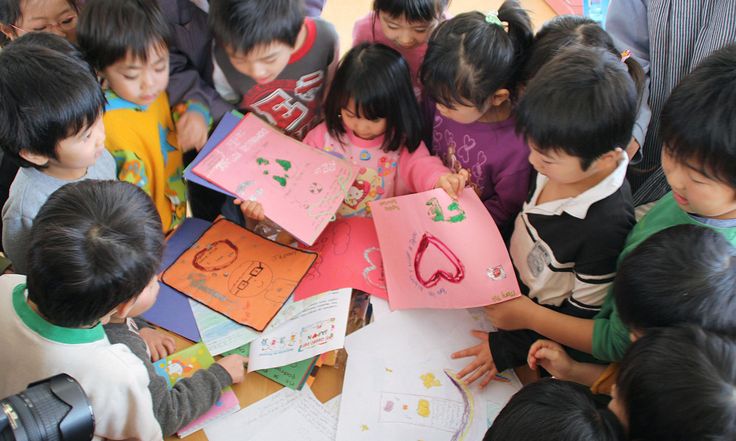 sekolah usia dini guru terbaik